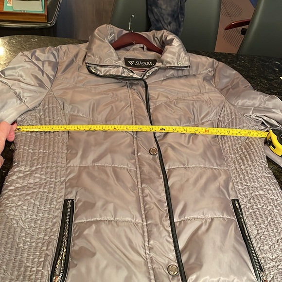 Guess silver/light grey medium length parka. - Picture 8 of 10